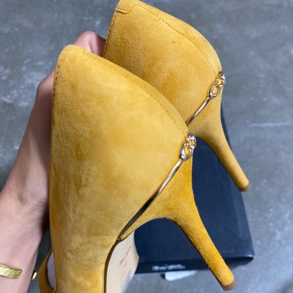Coach CC664 Wiley Suede Pumps/Heels, Size US 10, Buttercup - Picture 3 of 7